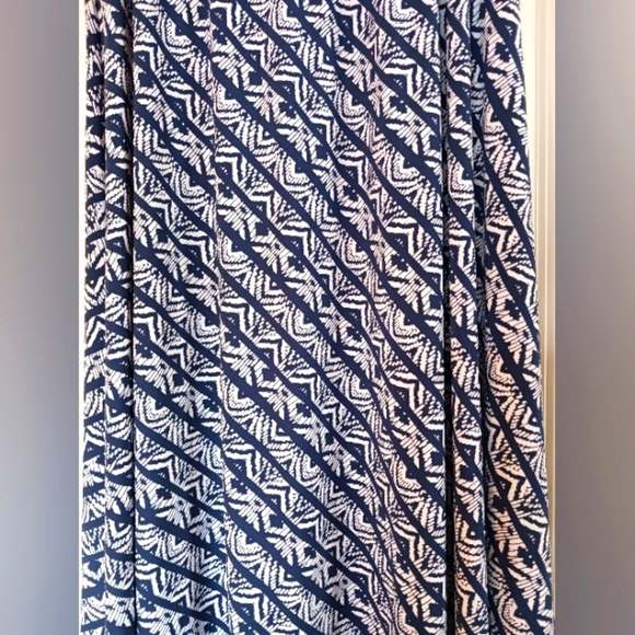Chico's Maxi Flowy Tribal Blue White Print Skirt - Picture 4 of 13
